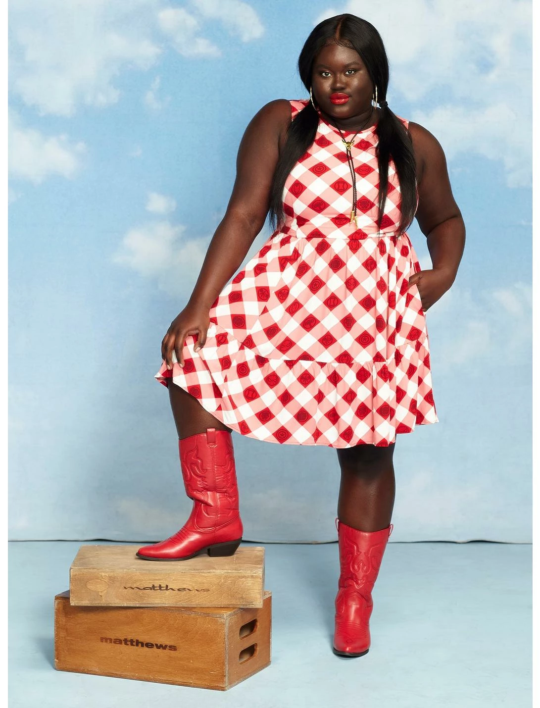 HUNIVERS Her Universe Marvel Avengers Icons Gingham Tiered Dress Plus Size - Image 4