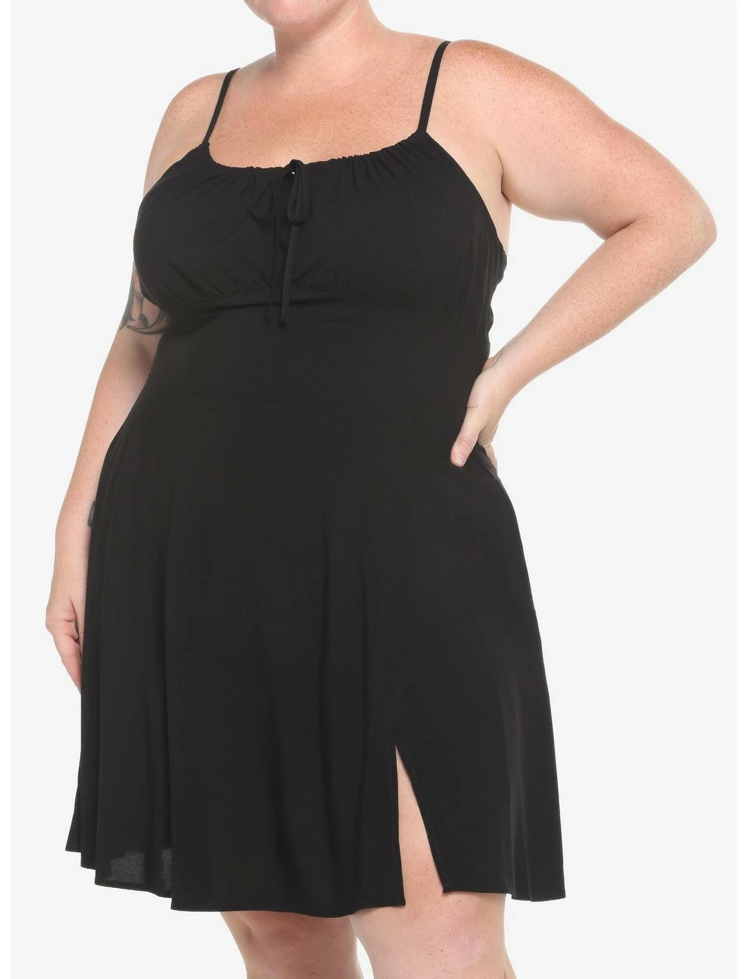 HUNIVERS Black Empire Slit Dress Plus Size
