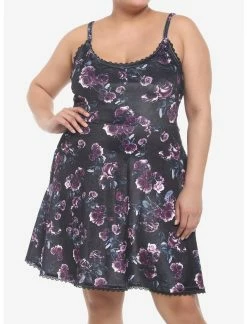 HUNIVERS Dark Rose Velvet Cami Dress Plus Size