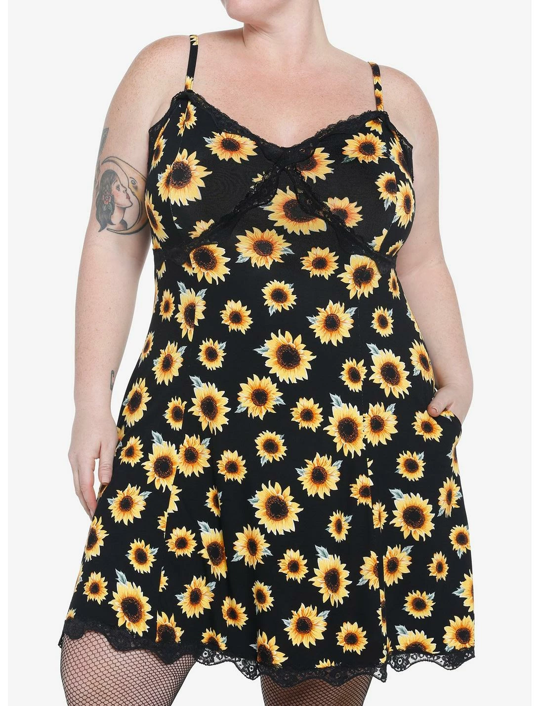 HUNIVERS Sunflowers & Lace Slip Dress Plus Size