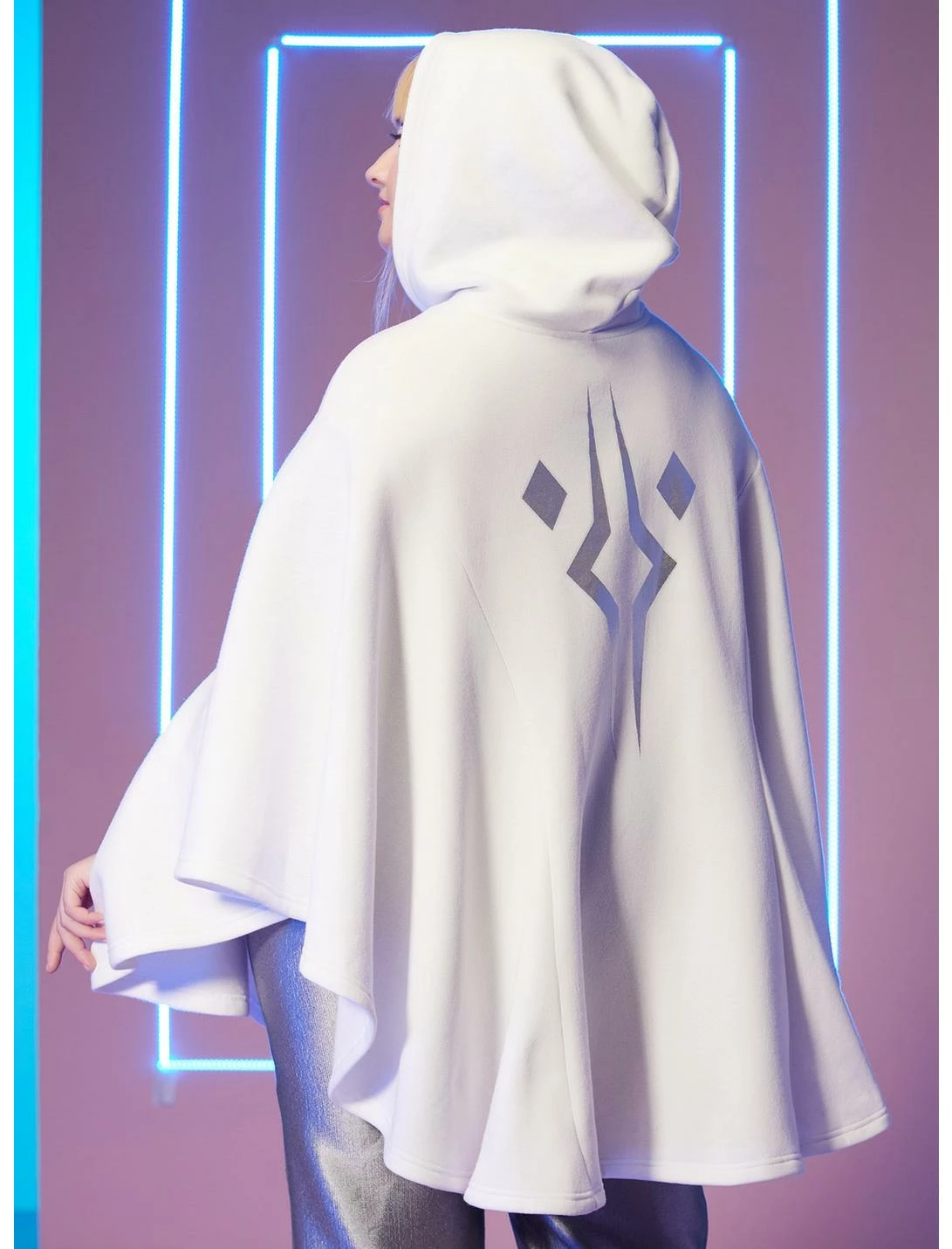 HUNIVERS Her Universe Star Wars Ahsoka Tano Hooded Cape Plus Size - Image 2