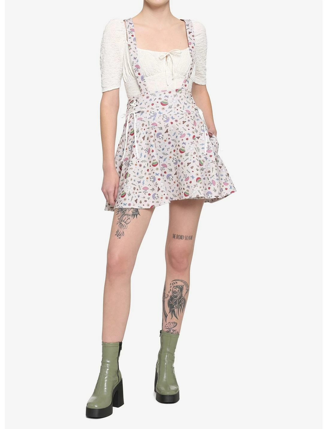 HUNIVERS Ivory Cottagecore Lace-Up Suspender Skirt - Image 2