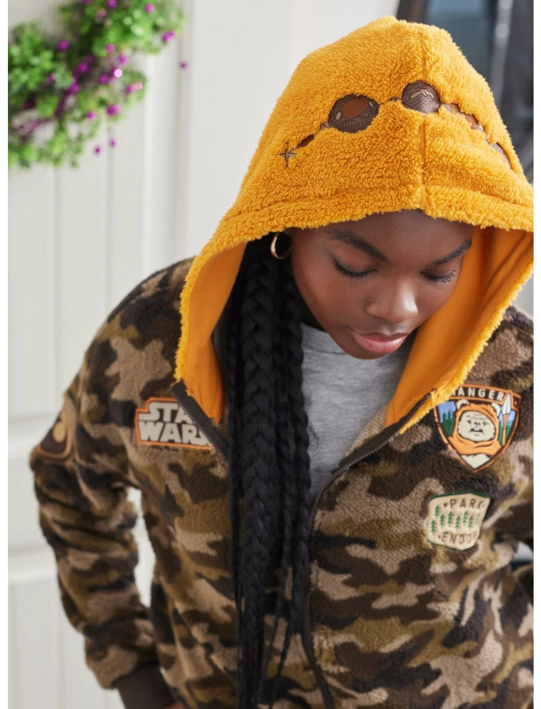 HUNIVERS Her Universe Star Wars Ewok Sherpa Camouflage Hoodie - Image 4
